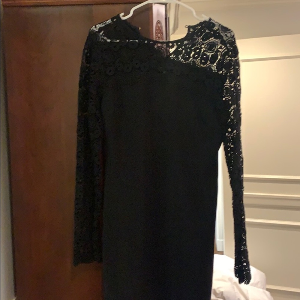 black lace sleeve dress